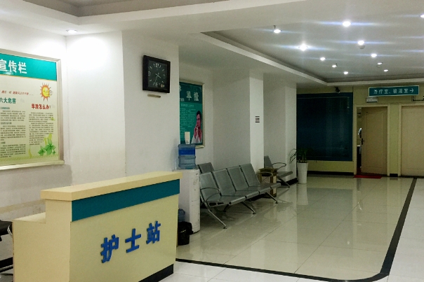 河南省人民医院翟弘峰美容去皱案例反馈|技术风格怎么样?医生信息