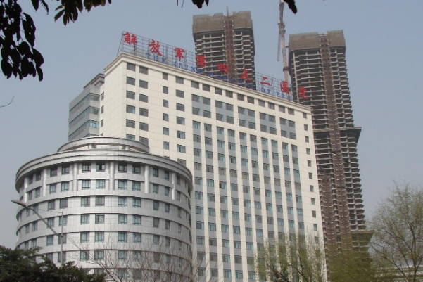 解放军452医院邓光平激光去老年斑技术怎么样?医院信息|价格查询