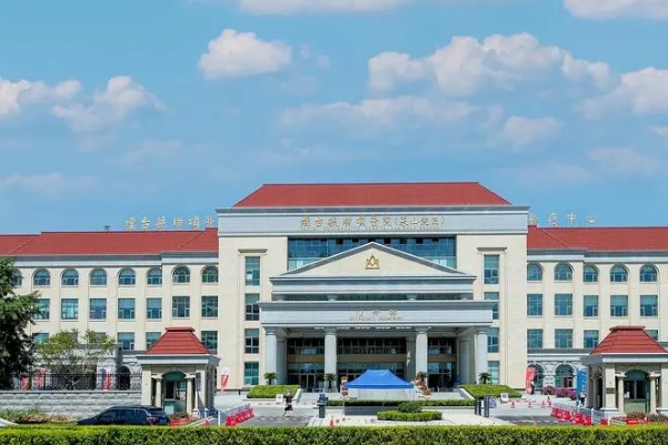 烟台毓璜顶医院鼻唇沟整形技术怎么样?报价多少?案例变化	