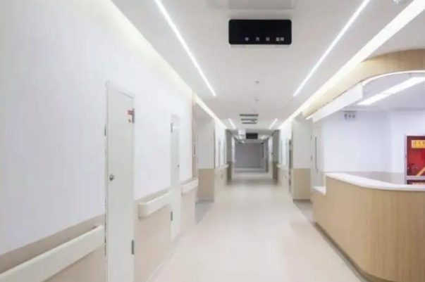 河北医科大学第二医院脂肪移植隆胸失败修复案例反馈,专家