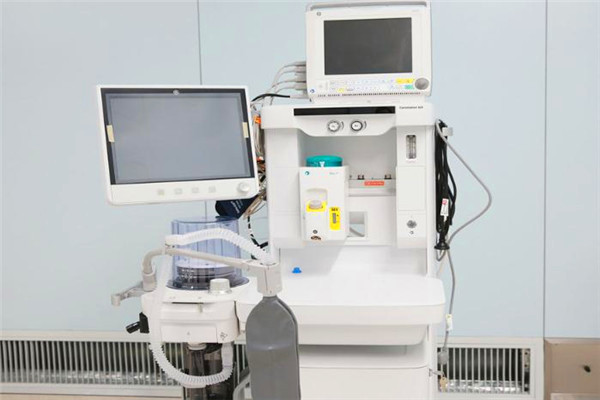 空军特色医学中心一颗种植牙技术怎么样?价格表?微创美容测评