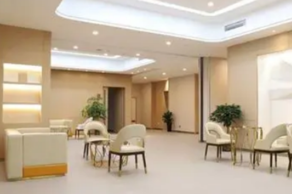 武汉市第一医院去除妊娠纹手术案例变化&需要多少钱?