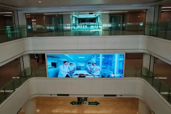 济南市中心医院脂肪填充野生案例&收费标准?	