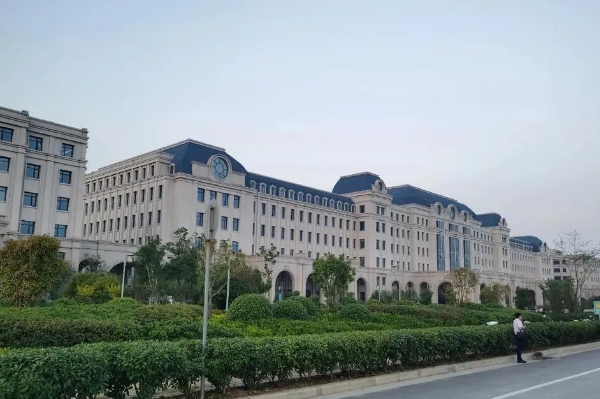 郑州大学第一附属医院南院区胶原蛋白丰鼻唇沟收费标准?技术评测&野生案例	