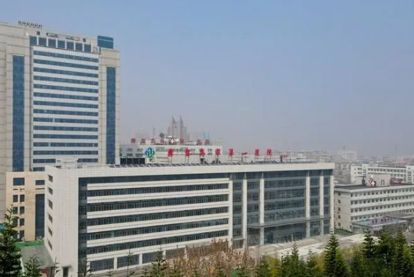 秦皇岛市第一医院假体隆胸收费标准?技术优势_医院信息	