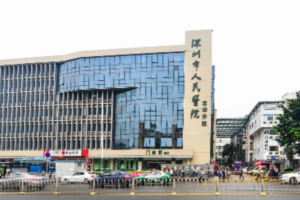 深圳市人民医院龙华分院金属托槽矫正术后半年案例&价格查询?	