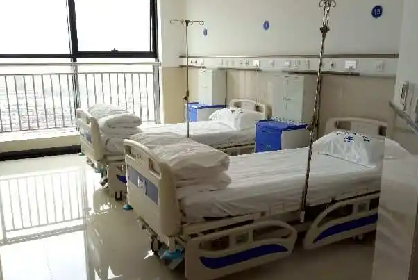 青岛大学附属医院隆胸失败修复技术评价&案例体验