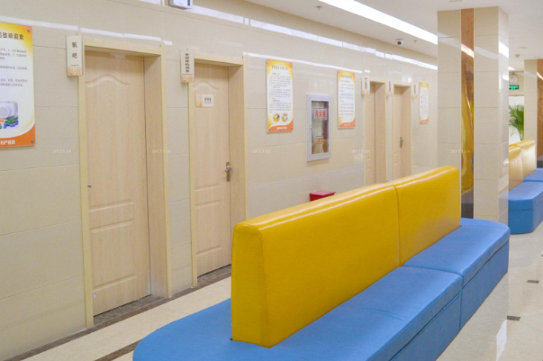 日照市人民医院激光近视眼手术技术怎么样?专家简介|价格明细