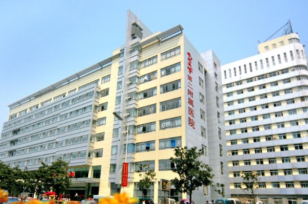 南昌大学二附院鼻综合怎么样?一般多少钱?术后120天案例&技术等级	