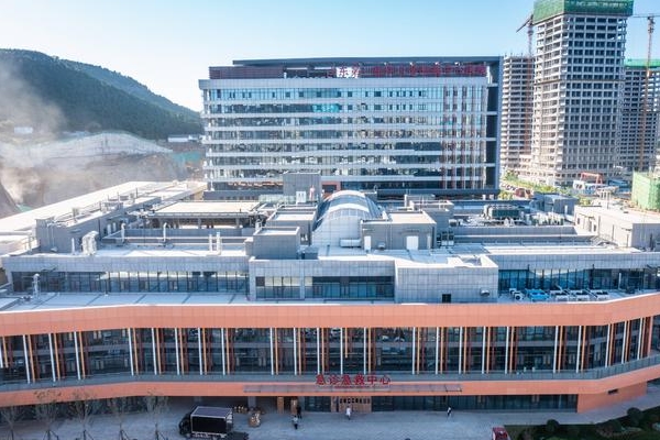 济南市中心医院郭丹凤丰唇注射术后90天案例&技术怎么样?	